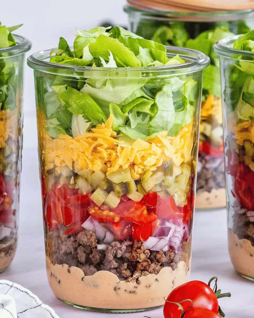 Saladas no pote montadas em camadas