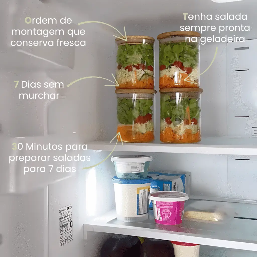Salada no pote montada em camadas